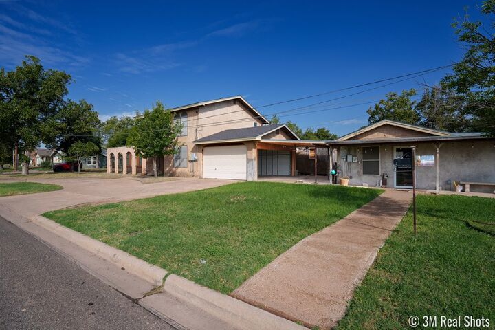 Property Photo: 502 N Browning St TX 76903