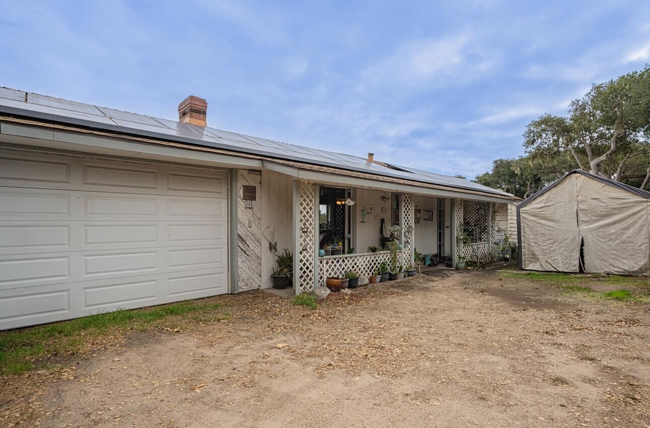 Property Photo:  905 West Blanco Road  CA 93908 