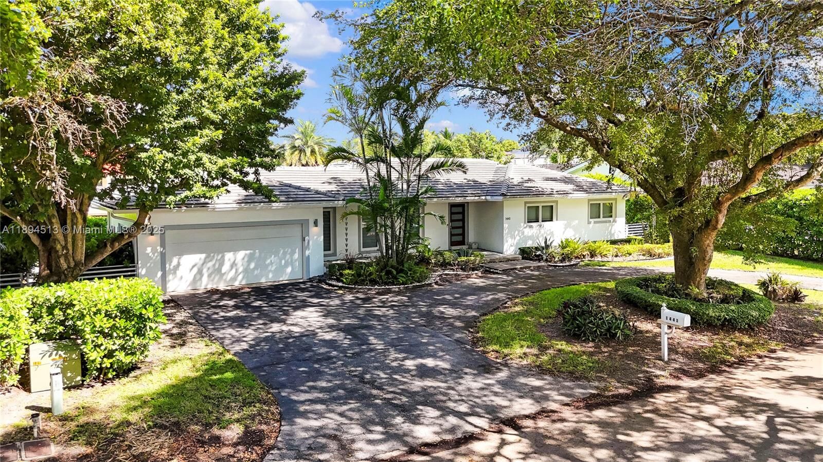 Property Photo:  1441 Agua Ave  FL 33156 
