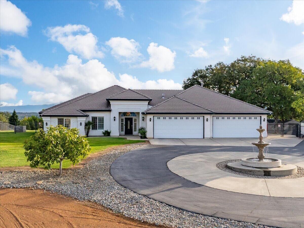 Property Photo: 21810 Los Altos Drive CA 96073