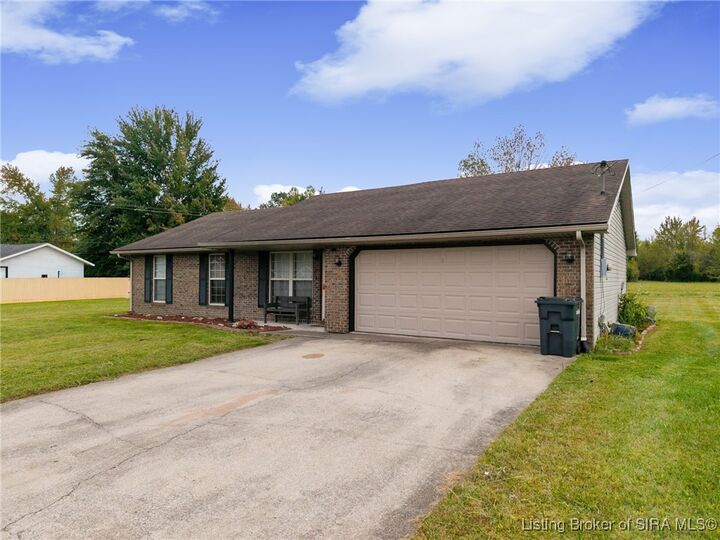 Property Photo: 951 York Road IN 47170