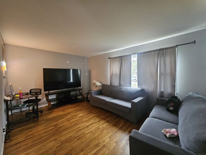 Property Photo: 258 Larkin Court CT 06615