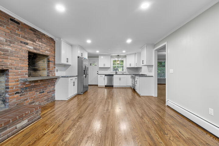 Property Photo:  545 Simsbury Road  CT 06002