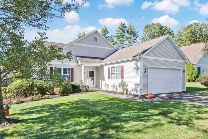 Property Photo: 1 Larkspur Lane 1 CT 06001