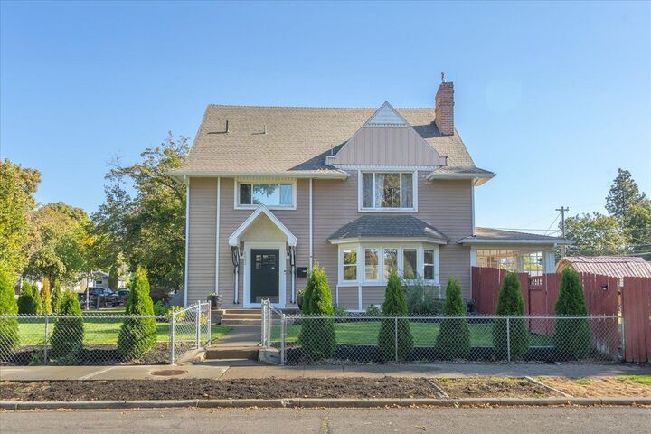 Property Photo: 1032 N A St WA 99201