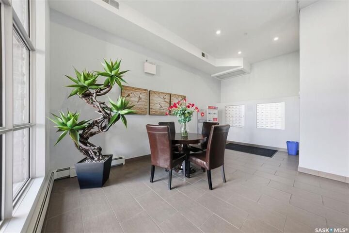 Property Photo:  1035 Moss Avenue 324  SK S7K 2E5 