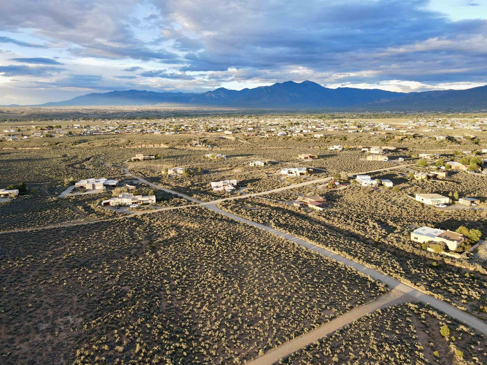 Property Photo: 42 Camino De Los Arroyos NM 87557