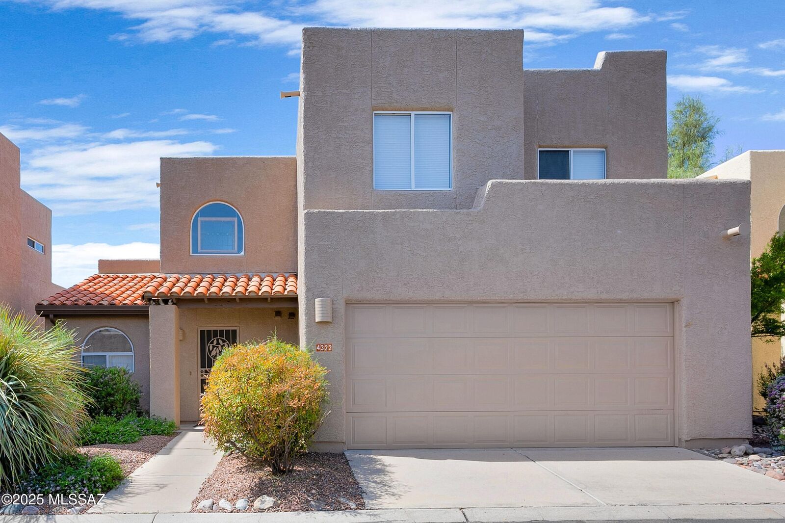 Property Photo: 4322 E Kleindale Road AZ 85712