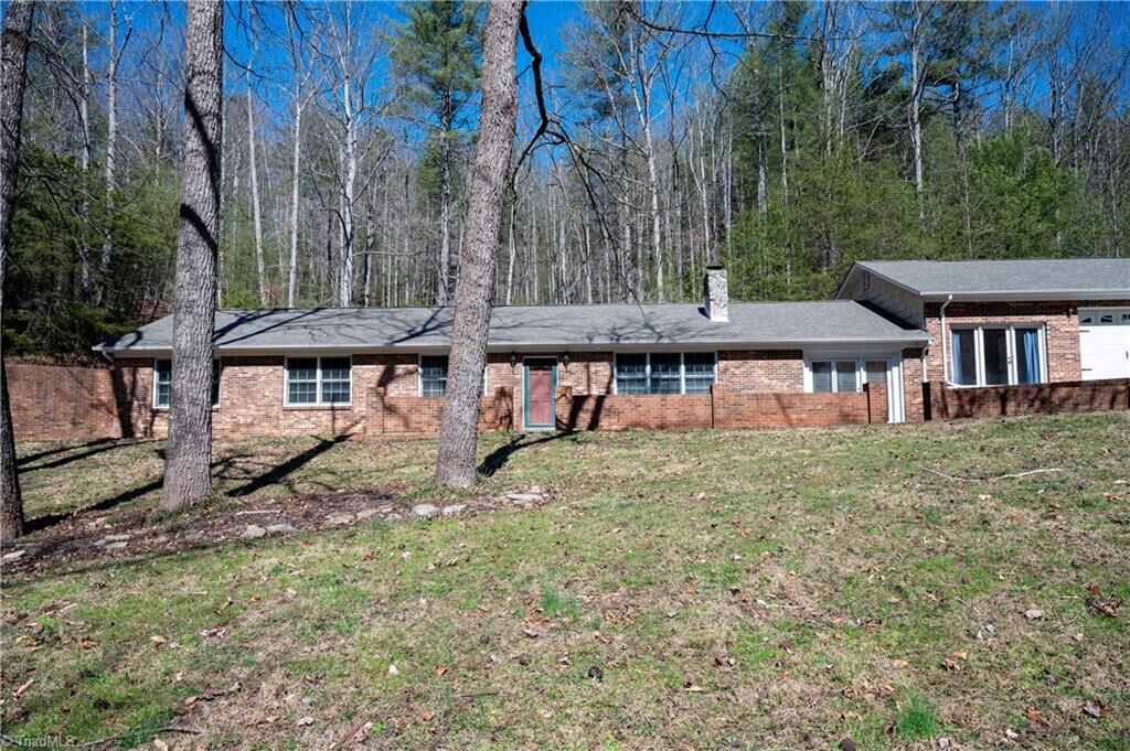 Property Photo:  8244 N Nc Highway 16  NC 28651 