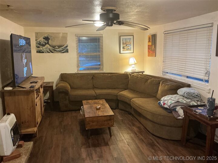 Property Photo:  1325 N Vinita Avenue  OK 74464 