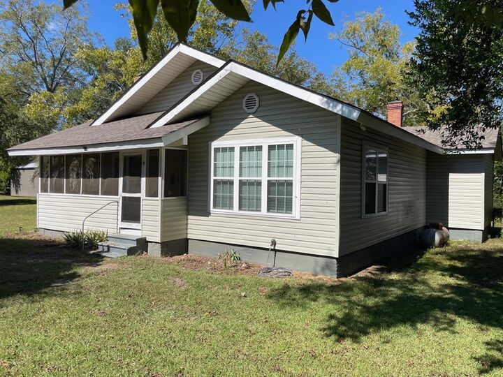 Property Photo:  512 East Lemon Street  GA 31750