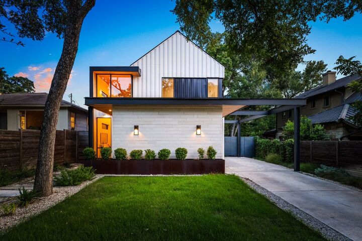 Property Photo: 3313 Bonnie Road TX 78703