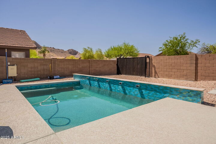 Property Photo:  10346 E Desert Dawn Drive  AZ 85118 