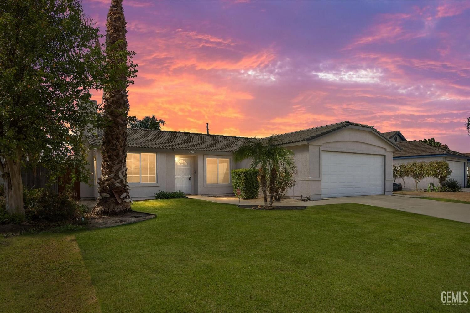 Property Photo:  3921 White Sands Drive  CA 93313 