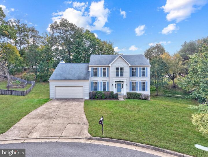 Property Photo: 18865 Crossroads Court VA 22172