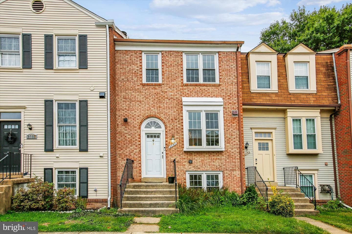 Property Photo: 2757 Stone Hollow Drive VA 22180
