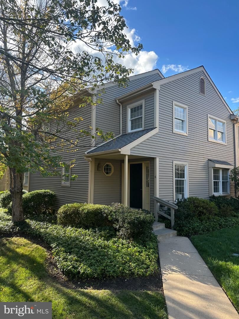 Property Photo:  6 Wingstone Lane  PA 19333 