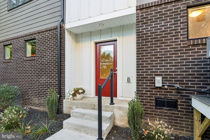 Property Photo: 949 Riverplace Drive PA 19428