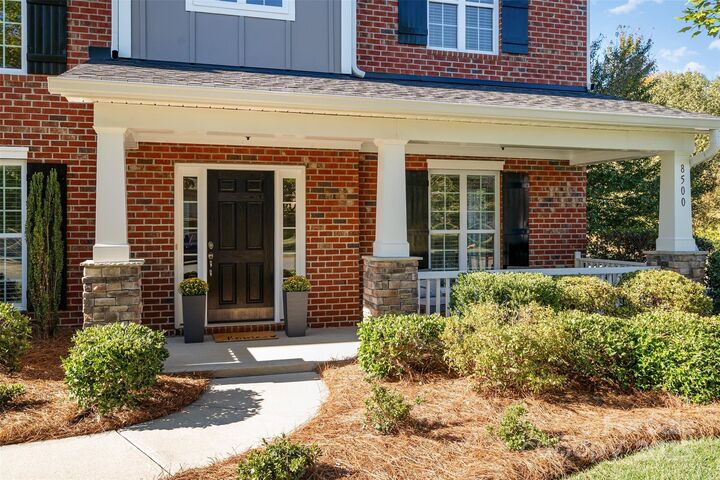 Property Photo: 8500 Fairgreen Avenue NC 28173