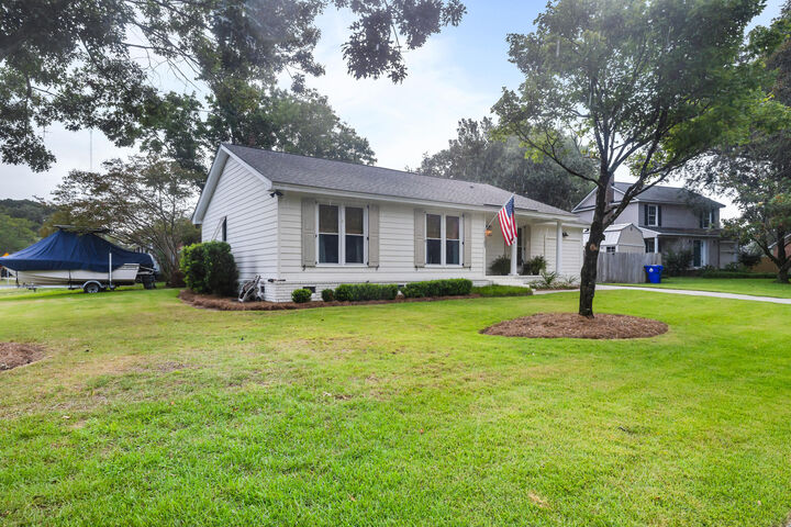 Property Photo: 1107 Port Harbor Court SC 29464