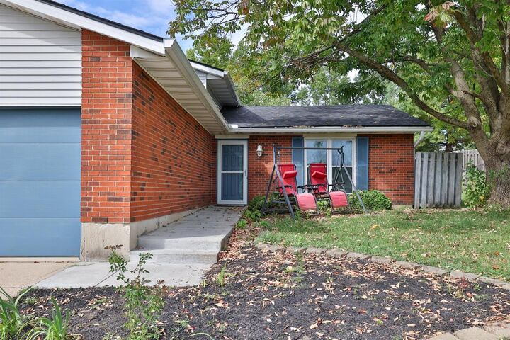 Property Photo: 4004 Bayberry Drive OH 45011