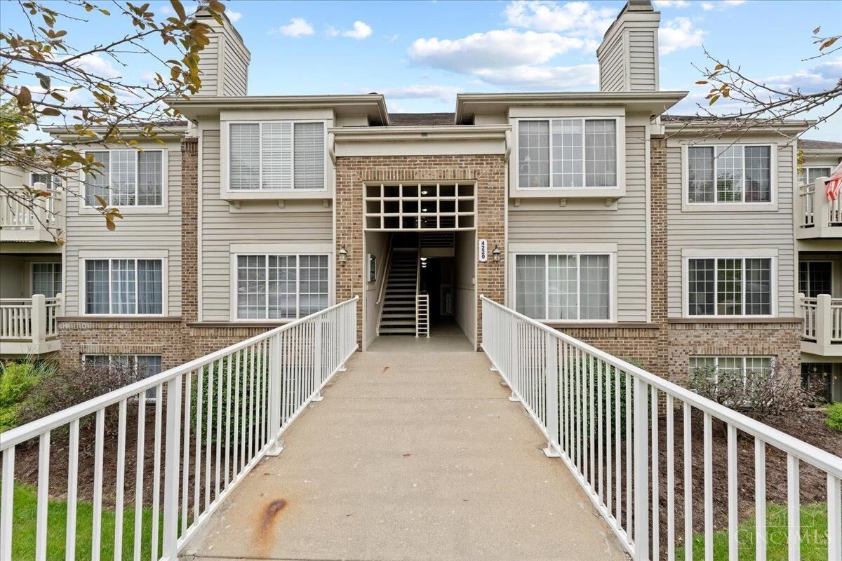 Property Photo: 4220 Endeavor Drive OH 45252