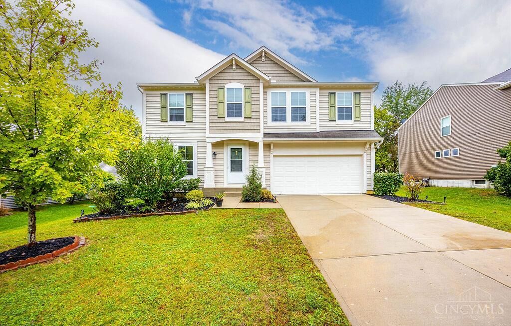 Property Photo: 723 Grande Oaks Dr OH 45152