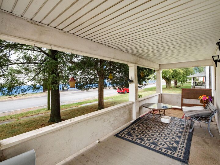 Property Photo:  1178 Cheney Avenue  OH 43302