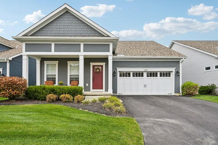 Property Photo: 5050 Green Vista Crossing OH 43065