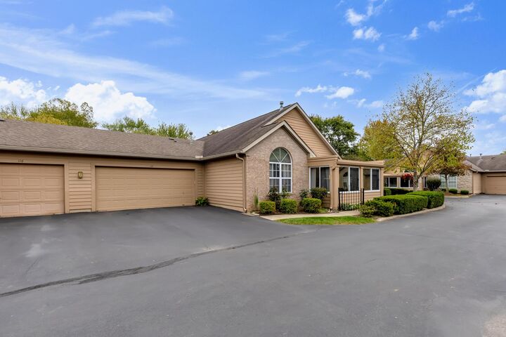 Property Photo: 114 Canterbrick Drive OH 43082