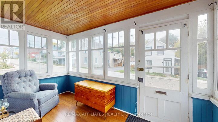 Property Photo: 46 Abbott Street ON K6V 4A6