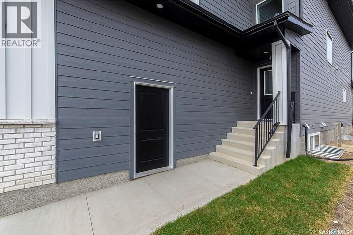 Property Photo: 447 Woolf Bend SK S7W 1E4
