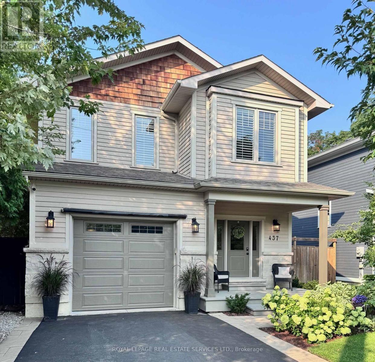 Property Photo:  437 Inglehart Street North  ON L6J 3J5 