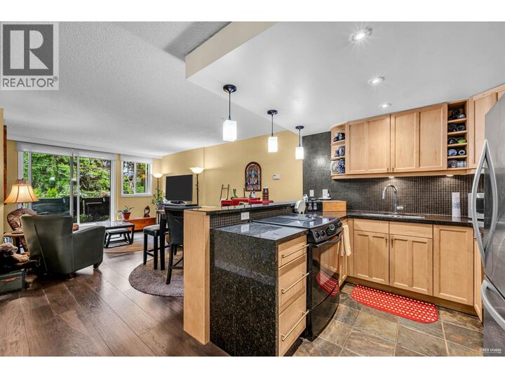 Photo de la propriété:  1867 West 3rd Avenue 203  BC V6J 1K9