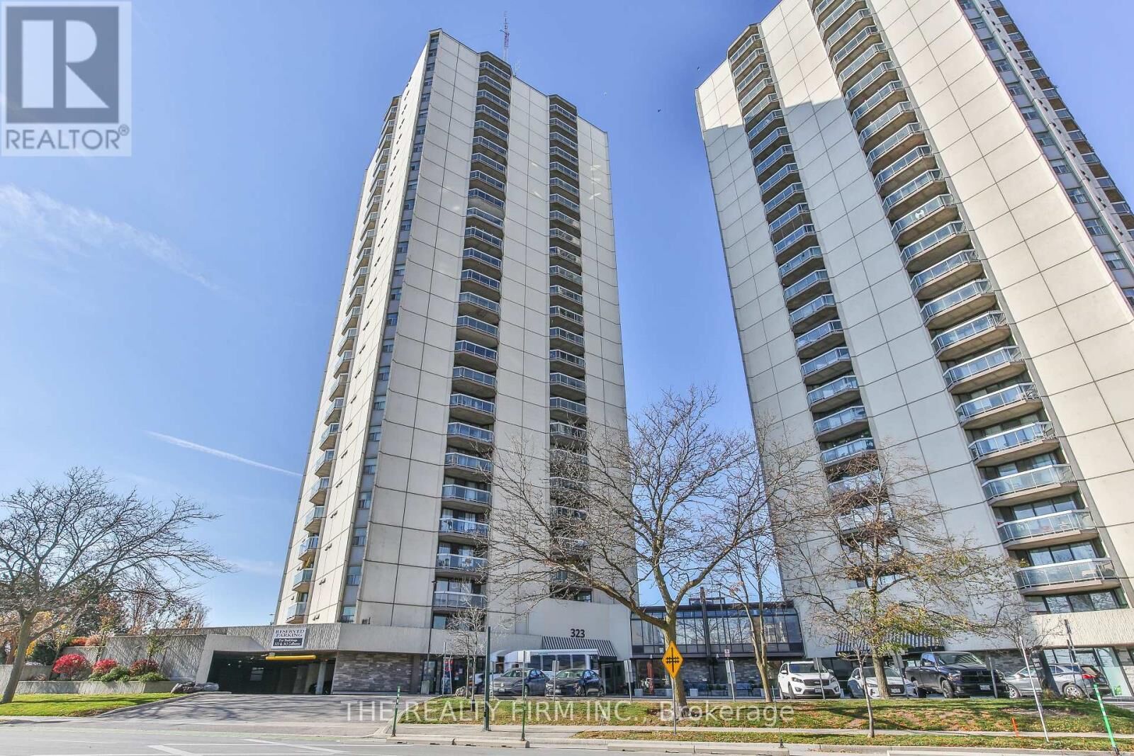 Property Photo: 323 Colborne Street 2605 ON N6B 3N8