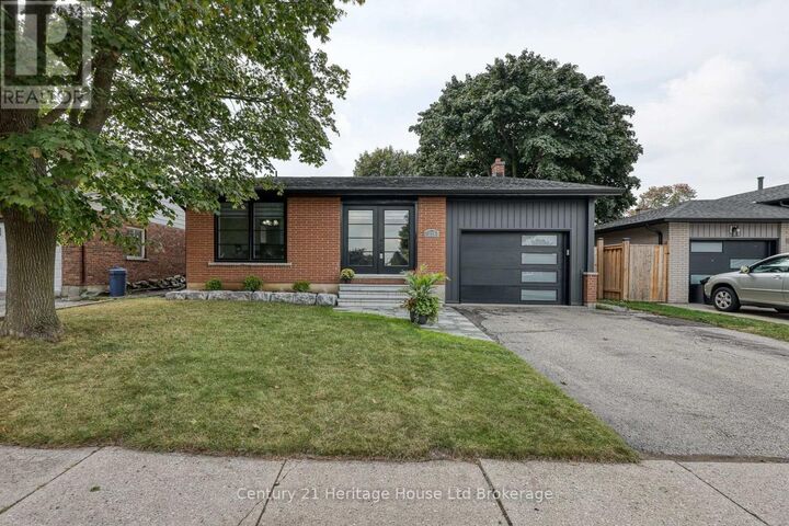 Property Photo: 275 Cartier Drive North ON N4S 7T9