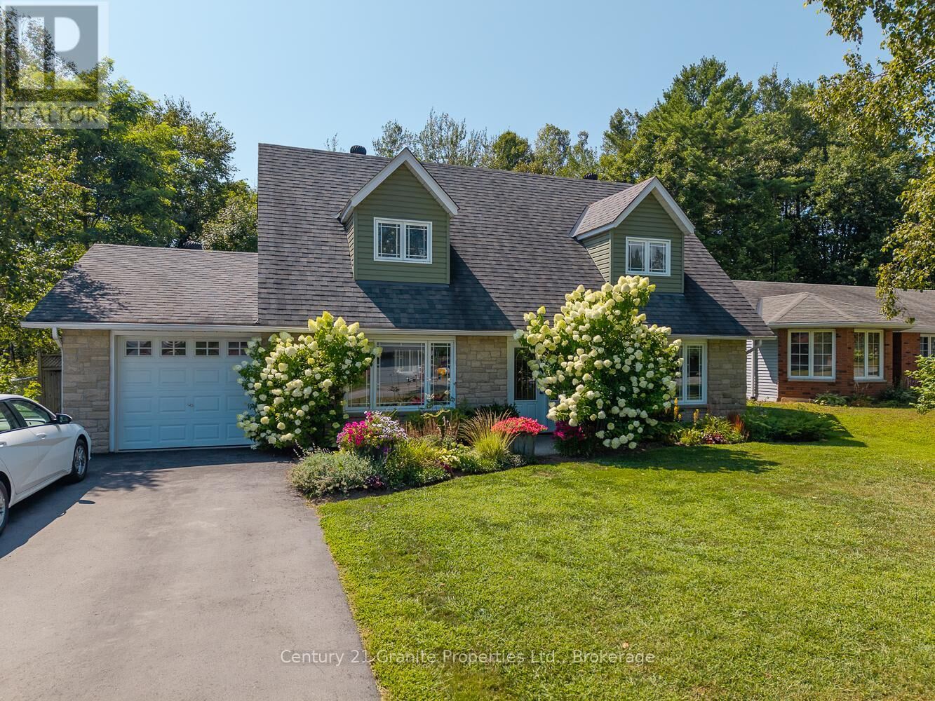 Property Photo: 7 Tudhope Street ON P2A 2H9