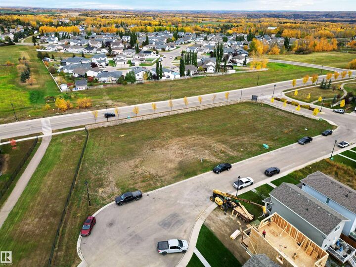 Property Photo:  4010 & 4012 42 Avenue  AB T7A 0B4 