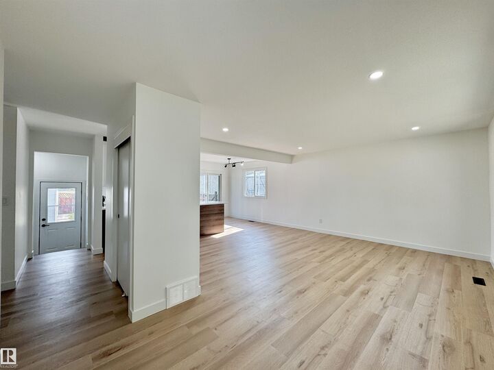 Property Photo: 9607 95 Street AB T8L 1R9