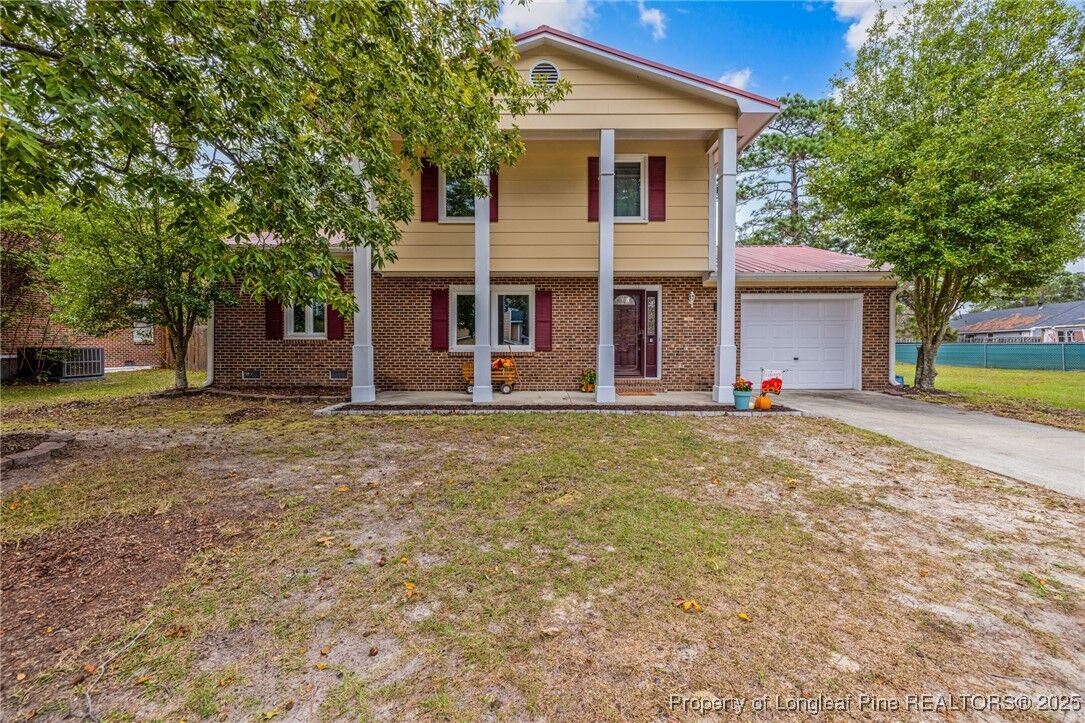 Property Photo: 7304 Navarro Street NC 28314