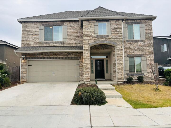 Property Photo: 5323 W Huffman Avenue CA 93722