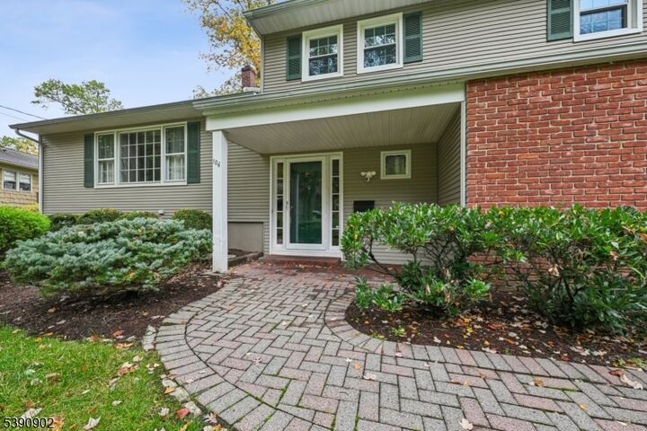 Property Photo: 106 Stoneridge Rd NJ 07974