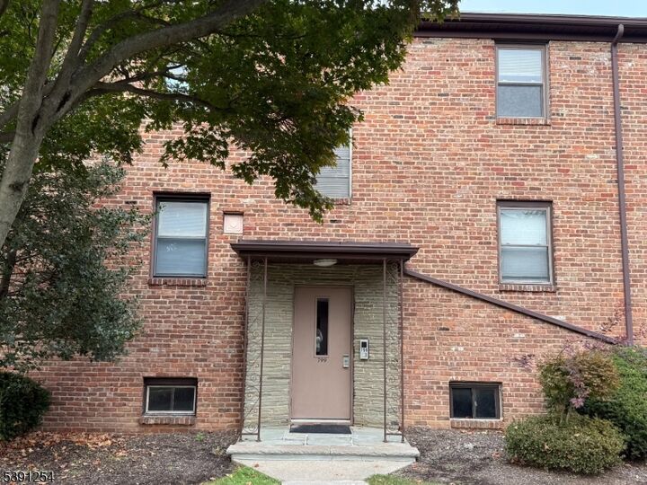 Property Photo: 799 Mountain Ave, Apt D NJ 07081