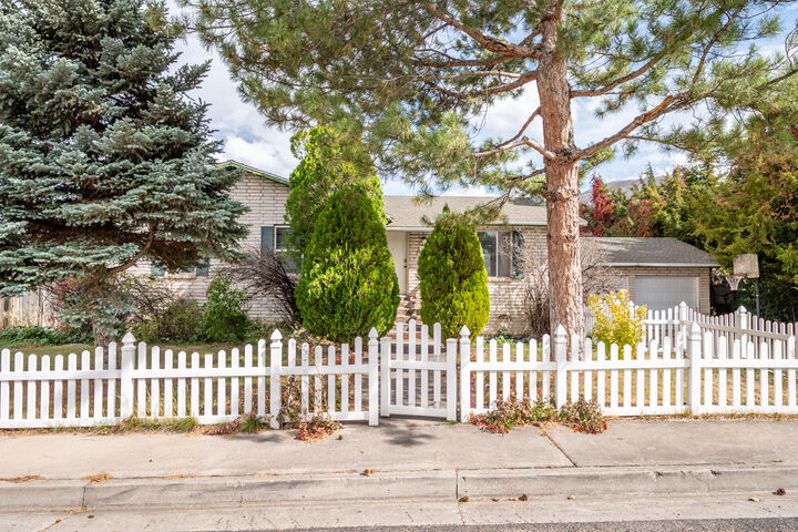 Property Photo:  995 S Cedar Knolls West  UT 84720 
