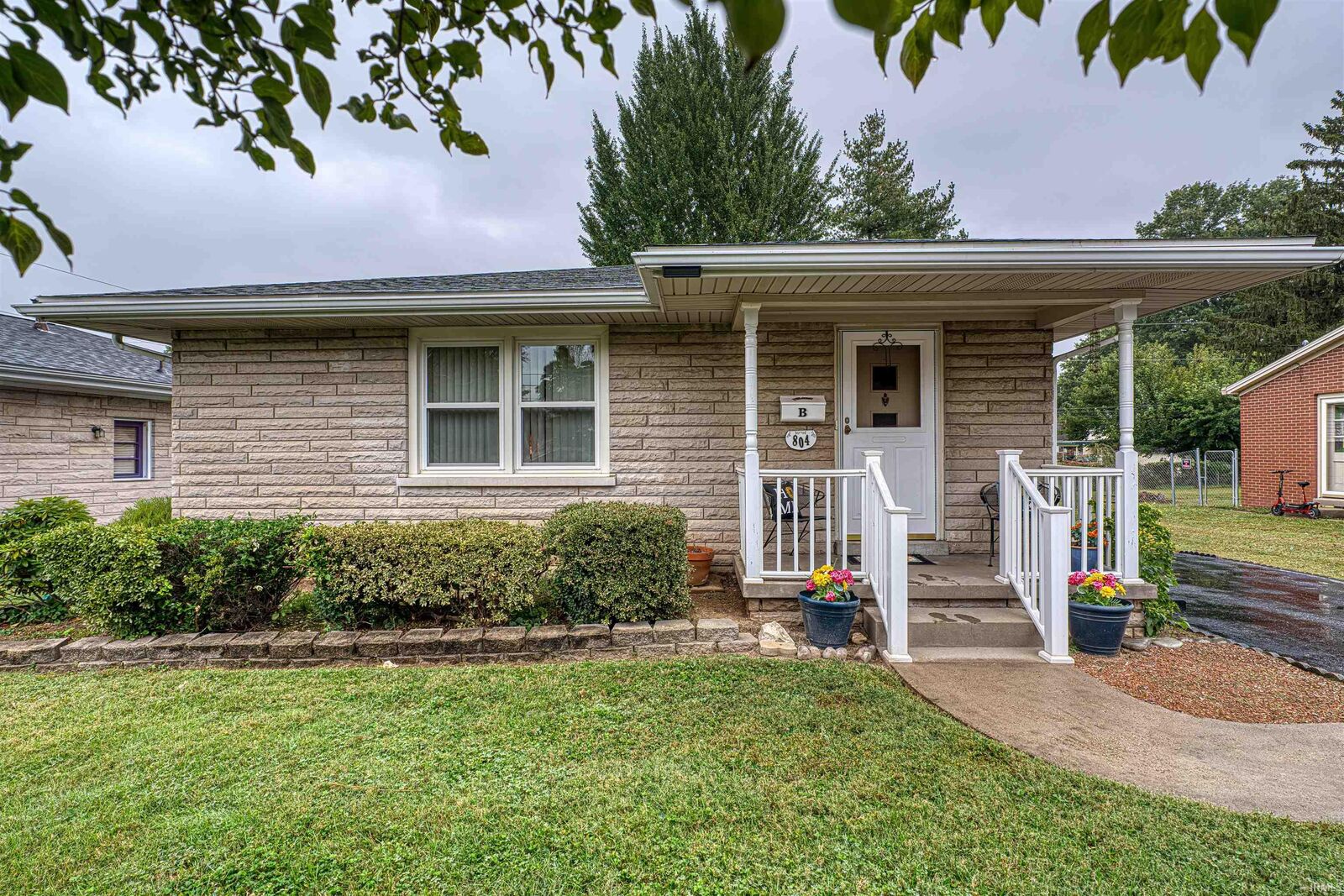 Property Photo: 804 Irvin Avenue IN 47715