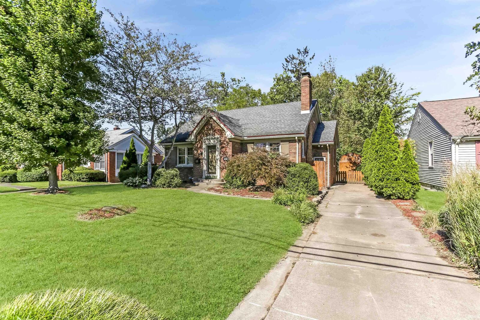 Property Photo:  3310 Bellemeade Avenue  IN 47714 