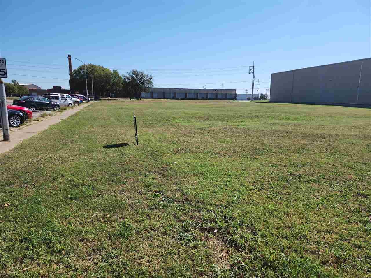 Property Photo: 2 SW E Ave OK