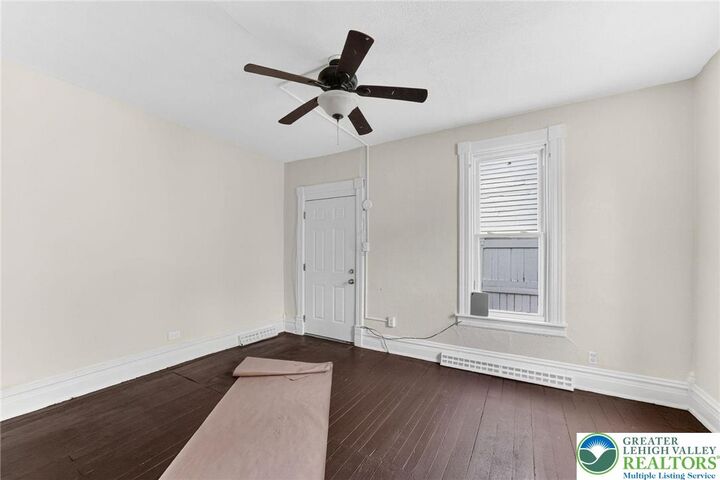 Property Photo: 1141 Emmett Street PA 18102