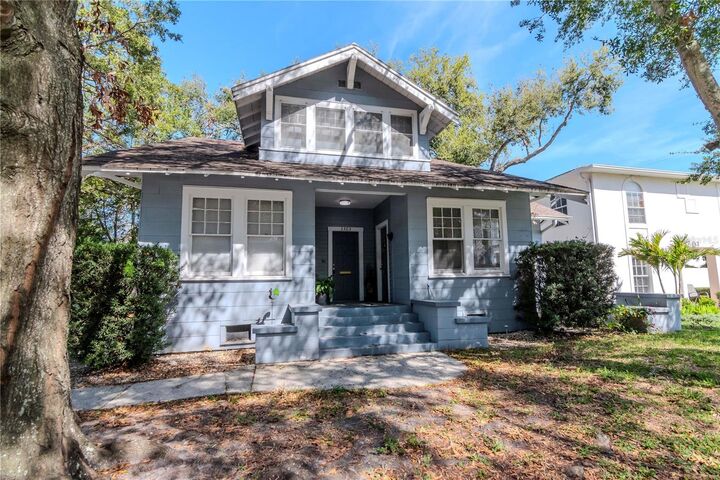 Property Photo: 3303 W Barcelona Street I FL 33629