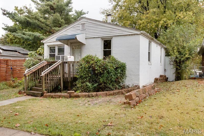 Property Photo:  5417 Pennsylvania Avenue  MO 63111 